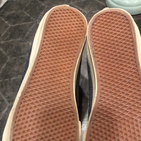 Grey Suede Winter Vans - Picture 6 of 9